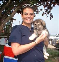 Hudson's Malamutes - Ashley Kemp (Producer) with Hudson's girl puppy at the movie Sparkle and Tooter